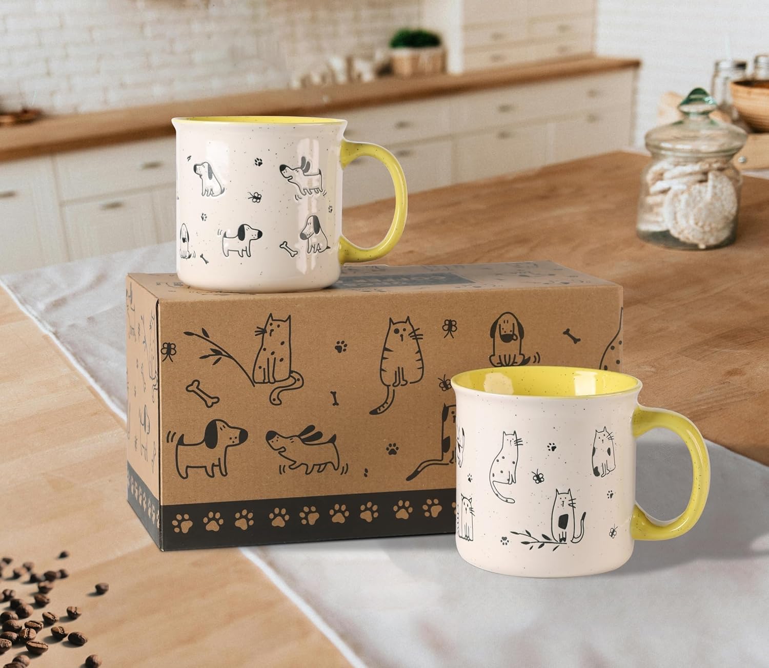 AmorArc 22 OZ Large Ceramic Coffee Mugs Set of 2, Oversized Mugs With Big Handle for Men Women Dad Mom, Big Mug With Textured Dogs Cats Patterns for Office & Home -Microwave Safe, 2 Pcs-Yellow
